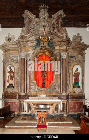 Seitenaltar der Basilika Santa Maria del Colle, Pescocostanzo, Abruzzen, Italien Stockfoto