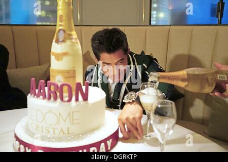 Hong Kong, China. 23. Oktober 2013. Schauspieler Aaron Kwok besucht die feierliche Eröffnung des Le Dome de Cristal in Hong Kong, China auf Mittwoch, 23. Oktober 2013. © TopPhoto/Alamy Live-Nachrichten Stockfoto