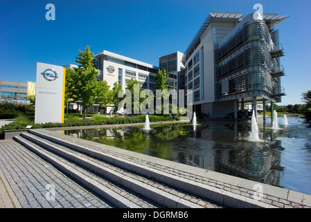 Adam Opel Haus, Sitz der Adam Opel AG, Rüsselsheim, Hessen Stockfoto