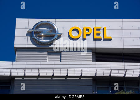 Adam Opel Haus, Sitz der Adam Opel AG, Rüsselsheim, Hessen, PublicGround Stockfoto