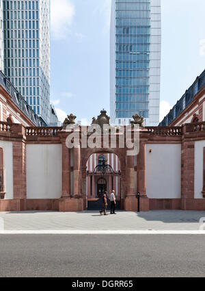 Palais Thurn Und Taxis vor dem Büro-Turm-Projekt PalaisQuartier, Thurn und Taxis-Platz, Frankfurt am Main, Hessen Stockfoto