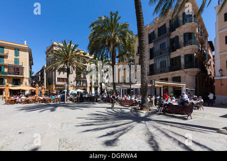 Restaurants in Plaça De La Llotja, Altstadt, Ciutat Antiga, Palma De Mallorca, Mallorca, Balearen, Spanien, Europa Stockfoto