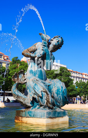 Barocker Brunnen am Rossio Platz der lebendigsten Placa in Lissabon Stockfoto