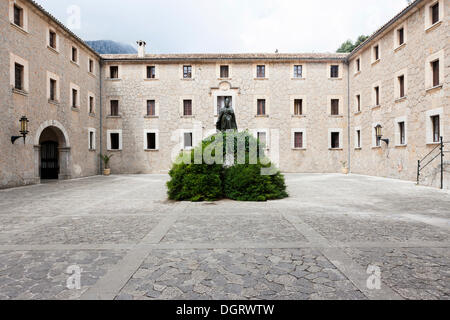 Hof, Santuari de Lluc, Lluc Heiligtum, Mallorca, Balearen, Spanien, Europa Stockfoto