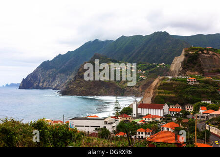 Küste, Porto da Cruz, Santana, Porto da Cruz, Ilha da Madeira, Portugal Stockfoto