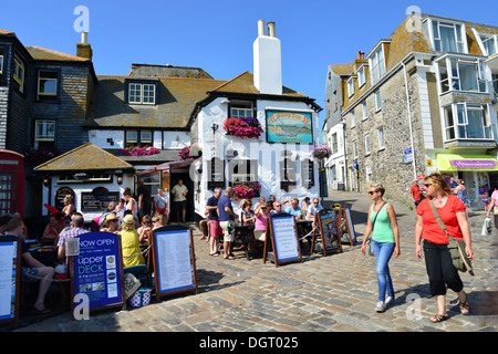 14. Jahrhundert Sloop Inn, Rückseite Lane, St. Ives, Cornwall, England, Vereinigtes Königreich Stockfoto