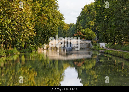 Canal du Midi, Schleuse von Bram, Carcassonne, Languedoc-Roussillon, Aude, Frankreich, Europa Stockfoto