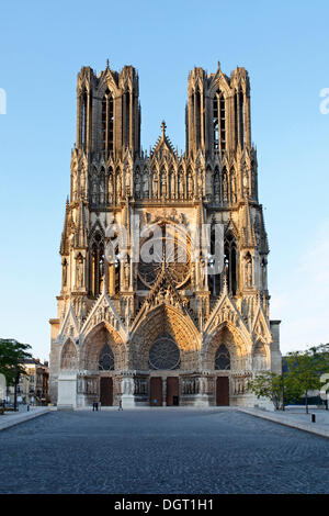Kathedrale von Notre Dame, Reims, Via Francigena, Departement Marne, Region Champagne-Ardenne, Frankreich, Europa Stockfoto
