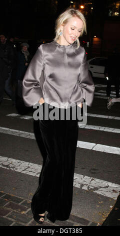 New York, USA. 24. Oktober 2013. Schauspielerin NAOMI WATTS kommt für die "One Night Only in New York" Armani Event und Armani Prive Mode am Super Pier gehaltenen zeigen 15. St. © Nancy Kaszerman/ZUMAPRESS.com/Alamy Live News Stockfoto