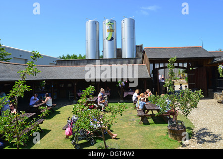 Garten an Healey's Cornish Cyder Farm, Penhallow, Truro, Cornwall, England, Vereinigtes Königreich Stockfoto