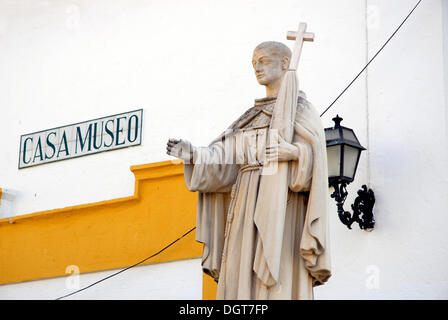 Statue von Vicente de San Jose Ramirez in der Kirche Iglesia de San Francisco, Ayamonte, Costa De La Luz, Huelva region Stockfoto