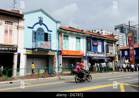 Geschäfte entlang der Serangoon Road in das indische Viertel Little India, zentral, Central Business District, Singapur, Asien Stockfoto