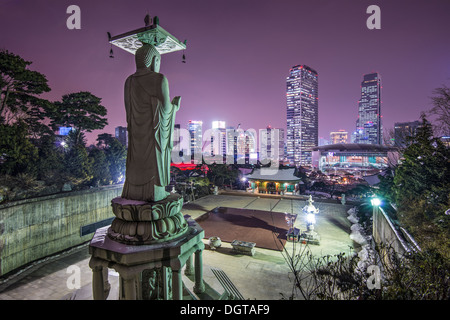 Seoul, Südkorea am Bongeunsa-Tempel. Stockfoto