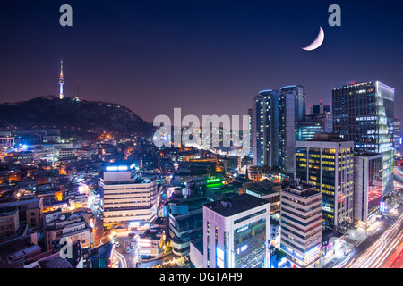 Seoul, Südkorea mit Namsan Berg. Stockfoto