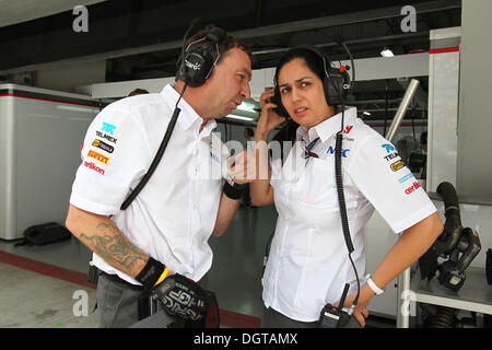 Großraum Noida, Indien. 25. Oktober 2013. Monisha Kaltenborn (AUT) Sauber F1 Team Principal - Formel 1-Weltmeisterschaft 2013 - Runde 16 indischen Grand Prix in Buddh International Circuit, Großraum Noida, Indien. Bildnachweis: Dpa picture Alliance/Alamy Live News Stockfoto