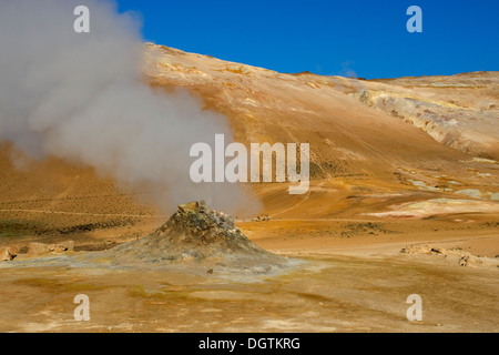 Solfataren im Námafjall geothermische Bereich am See Mývatn in Island, Europa Stockfoto