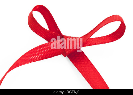 Red Ribbon isoliert auf weiss Stockfoto
