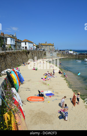 Mousehole Strand, Mousehole, Cornwall, England, Vereinigtes Königreich Stockfoto