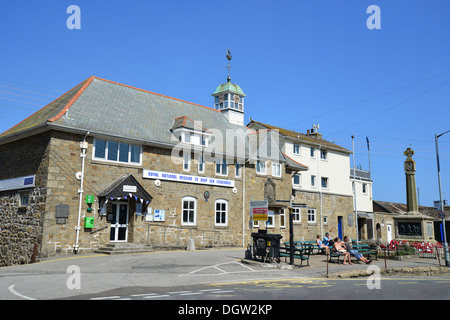 Königliche nationale Mission Deep Sea Fischer, Newlyn Harbour, Newlyn, Cornwall, England, Vereinigtes Königreich Stockfoto