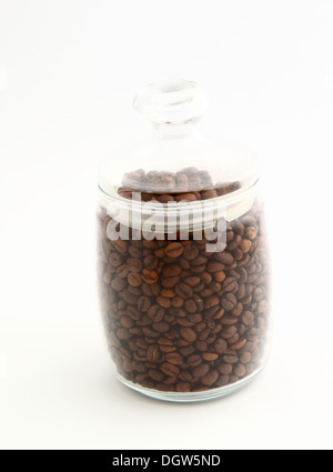 Kaffeebohnen im Weckglas Stockfoto