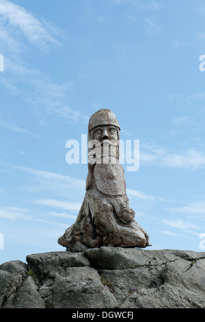 Kunst in der Landschaft, geschnitzte Wikinger auf einem Felsen, Stokknes in der Nähe von Hoefn, Island, Skandinavien, Nordeuropa, Europa Stockfoto