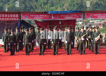 Militärkapelle der Armee, Festival in Jiangcheng, Pu'er Stadt, Yunnan Provinz, Volksrepublik China, Südostasien, Asien Stockfoto