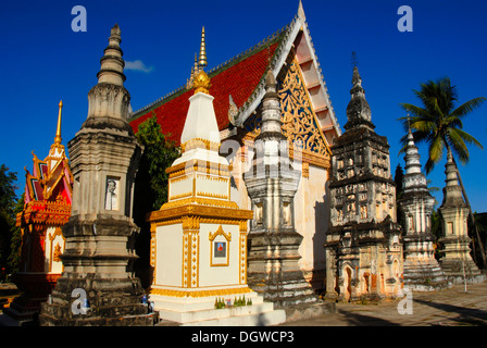 Theravada-Buddhismus, reich verzierten Grab Stupas, Wat Xayaphoum Tempel, Savannakhet, Laos, Südostasien, Asien Stockfoto