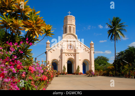 Katholische Kirche St. Theresa, französische Kolonialzeit, Savannakhet, Laos, Südostasien, Asien Stockfoto