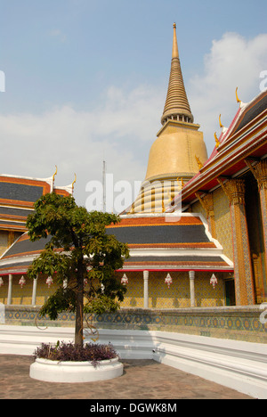 Theravada-Buddhismus, Innenhof, runden Galerie, Stupa, Phra Chedi, Wat Rajbopit, Bangkok, Thailand, Südostasien, Asien Stockfoto