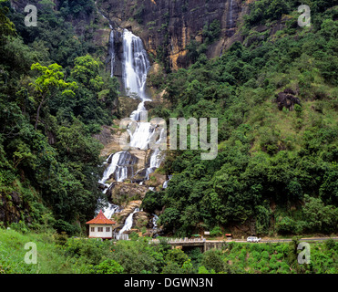 Rawana Ella Wasserfälle, Nuwara Eliya, Zentralprovinz Sri Lanka Stockfoto