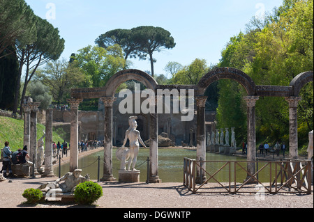Archäologische Ausgrabungen vor Ort, antiken Rom, Roman Emperor Hadrian, Canopus, Blick auf das Serapeium, Hadrians Villa Stockfoto