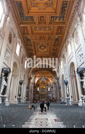 Katholische Christentum, Barock, großer Innenraum, Kassettendecken, Decke, Kirche von San Giovanni in Laterano, San Giovanni in Laterano Stockfoto