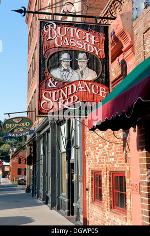 Zeichen, Butch Cassidy & the Sundance Kid, historische Westernstadt, Sherman Straße, Deadwood, South Dakota, USA Stockfoto