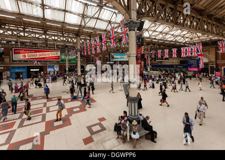 Victoria Station Railway Station, London, England, Vereinigtes Königreich, Europa Stockfoto