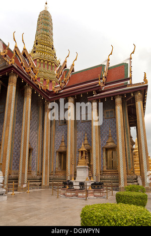 Prasart Phra Thepbidorn, königliches Pantheon, Wat Phra Kaeo, Bangkok, Bangkok, Thailand, Asien Stockfoto