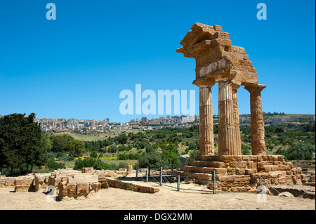 Tempel des Castor und Pollux, Valley of the Temples, Agrigento, Sizilien, Italien, Europa Stockfoto