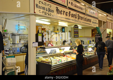 Hereford Bestimmungen, Feinkost, Buttermarkt, Markthalle, Hereford, Herefordshire, England, Vereinigtes Königreich Stockfoto