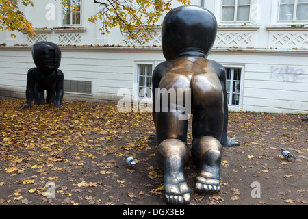 Bronze Babys, Künstler David Cerny. Museum Kampa, Prag, Tschechische Republik Stockfoto