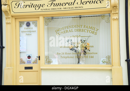 Heritage Funeral Service, Broad Street, Blaenavon, Torfaen (Tor-faen), Wales (Cymru), Vereinigtes Königreich Stockfoto