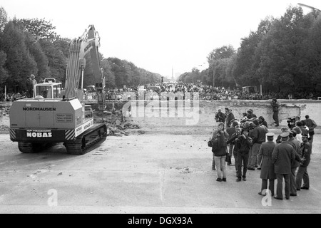 Der Start der Abriss der Berliner Mauer am Brandenburger Tor, Berlin Stockfoto