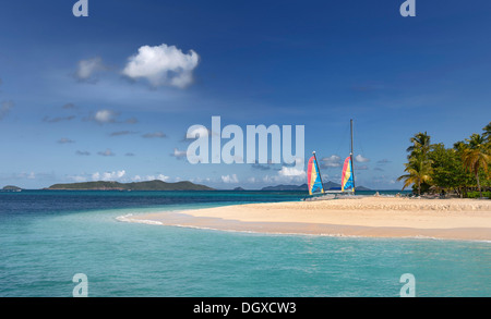 Landzunge mit Segelbooten auf das Karibische Meer, Grenadinen, Karibik, St. Lucia Stockfoto