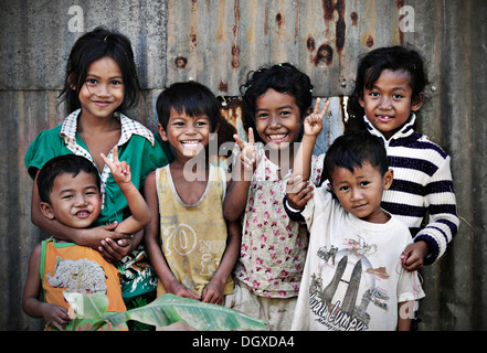 Glückliche Kinder in Kambodscha, Südostasien, Asien Stockfoto