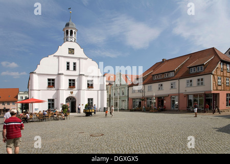 Rathaus, Marktplatz, Wolgast, Insel Usedom, Mecklenburg-Vorpommern Stockfoto