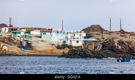 Das saisonale / temporäre Fischerdorf; San Benito Oeste, eines der Islas San Benitos, Baja California Norte, Mexiko Stockfoto