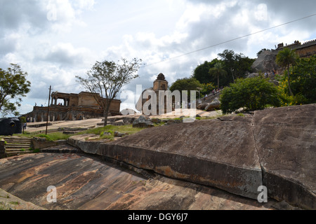 Denkmäler @ Sravanabelagola Stockfoto