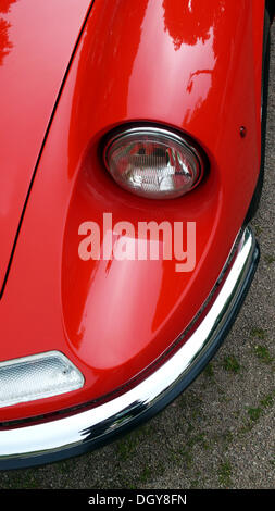 Details zu dem vorderen Ende des Alfa Romeo Spider Stockfoto