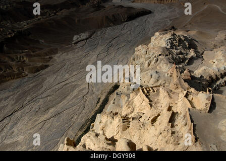 Blick auf die Schlucht des Flusses Sutlej im alten Guge Königreich aus den Ruinen von Tsaparang Residenzstadt in Westtibet Stockfoto