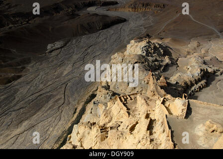 Blick auf den Canyon des Flusses Sutlej im alten Königreich von Guge aus den Ruinen von Tsaparang Residenzstadt in West- Stockfoto