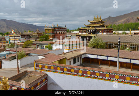 Wutun Si Monastery, Tongren, Repkong, Qinghai, ehemals Amdo, Tibet, China, Asien Stockfoto