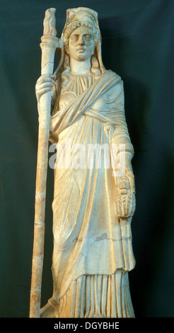 5697. Marmorstatue der griechischen Göttin Kore oder Persephona, Göttin des Ackerbaus. Die Statue stammt aus der 2.. C. n. Chr. fand in Samaria neben dem Stadttheater. Stockfoto